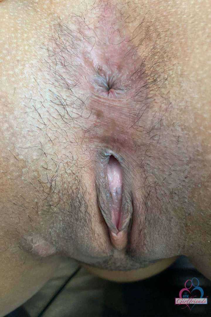 Sophia Leone Fotos de Mulher Pelada Latina em Close-up HD